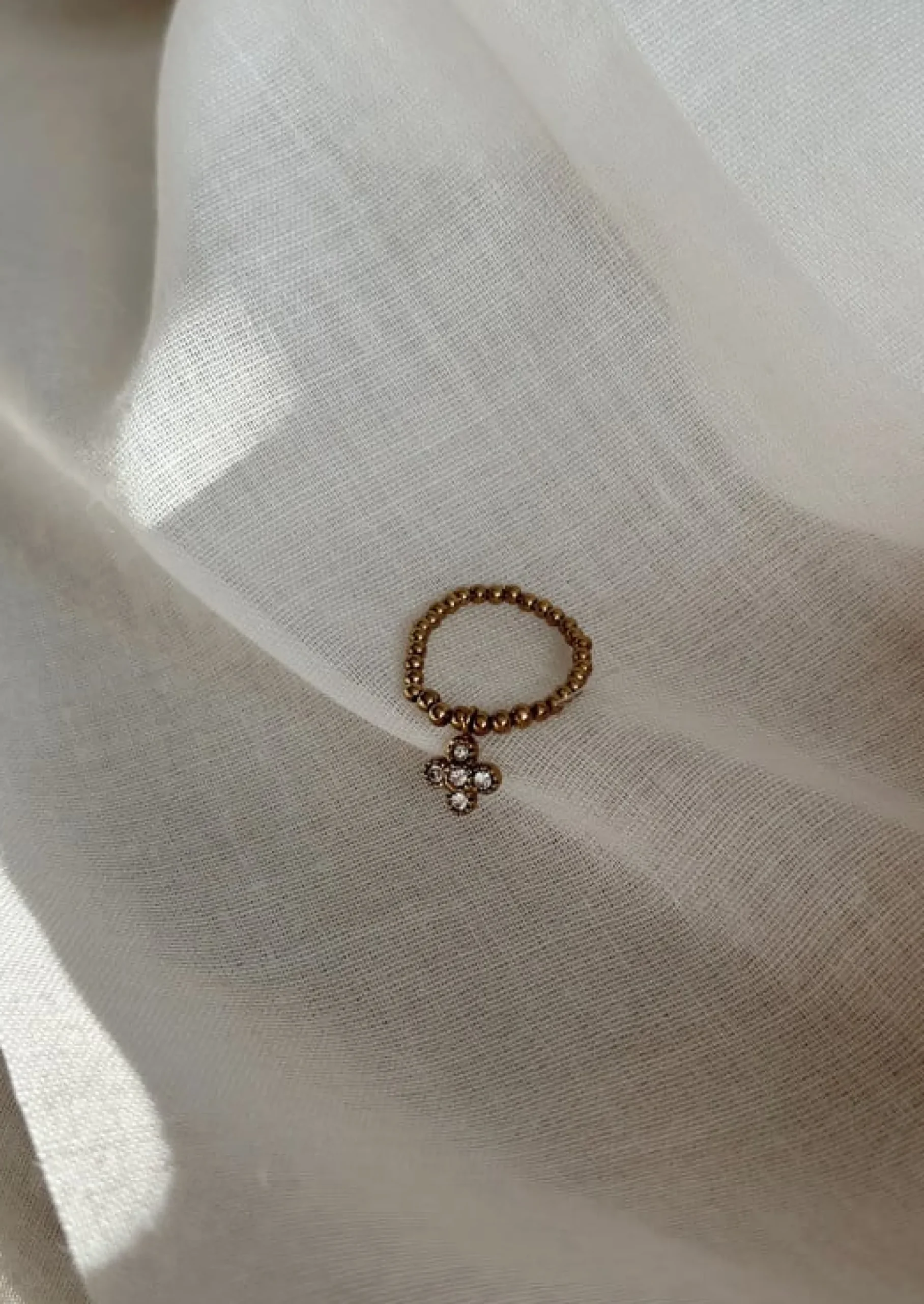 Hot Bague Cross dorée | Bague en croix | Ready-to-wear online | Easy Clothes Bagues