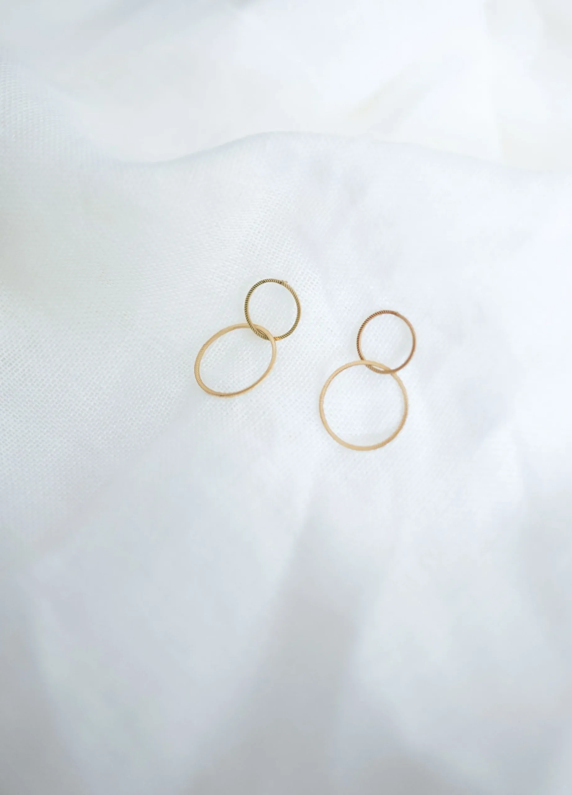 Hot Boucles d’oreilles Denou - doréesEasy Clothes Boucles d'oreilles