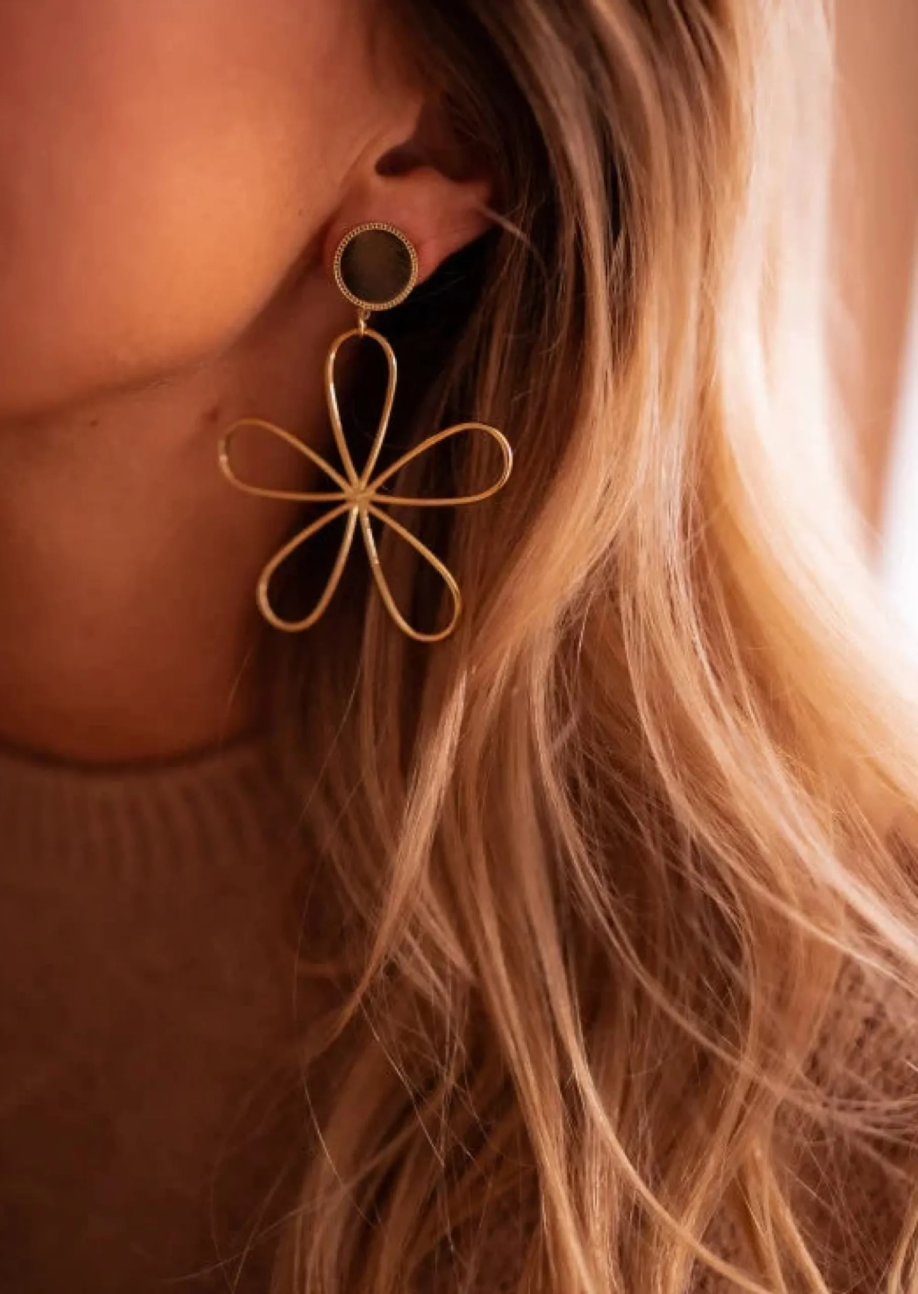 Sale Boucles d’Oreilles Doria - À Clip - Dorées - FleursEasy Clothes Boucles d'oreilles