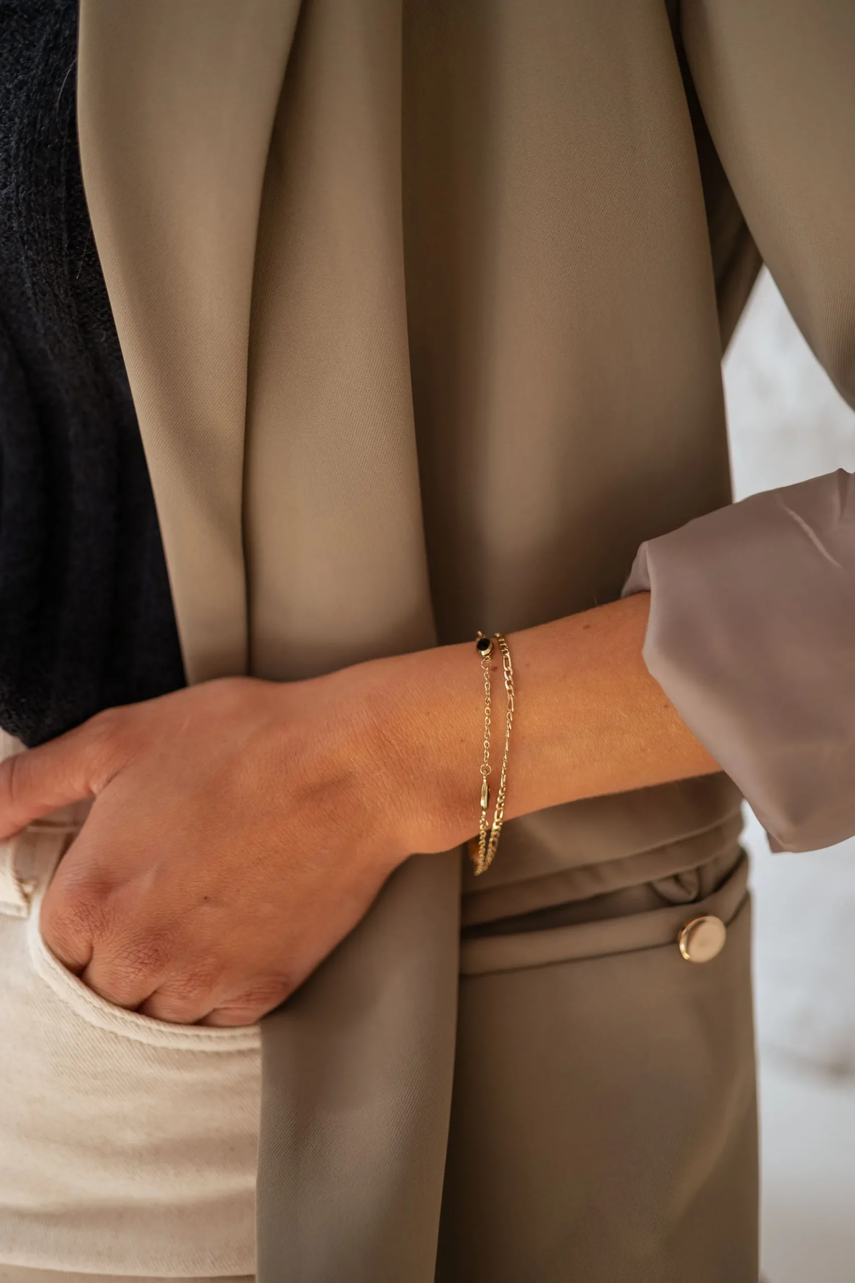 Fashion Bracelet Rali - doré et noirEasy Clothes Bracelets