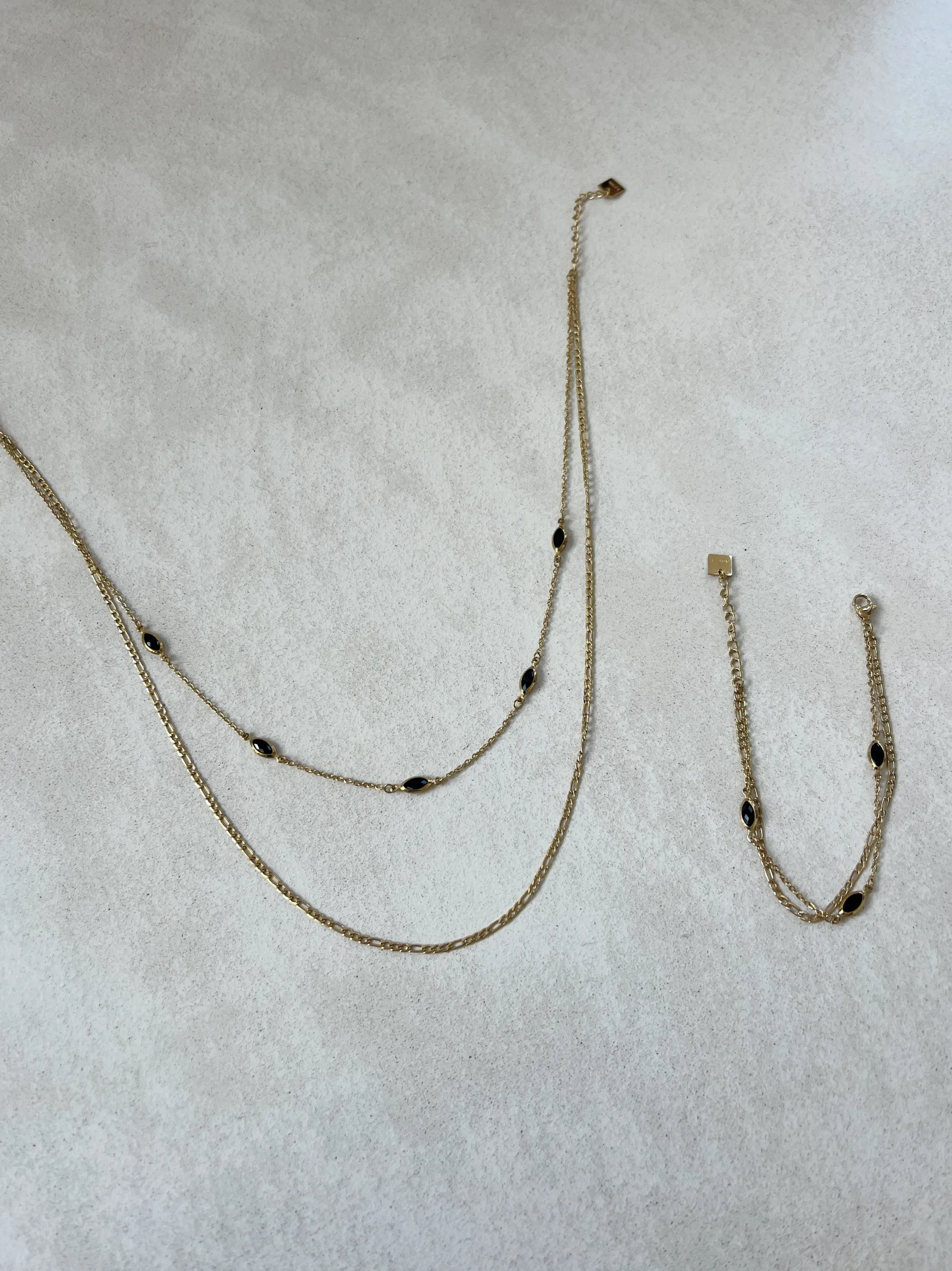 Fashion Bracelet Rali - doré et noirEasy Clothes Bracelets