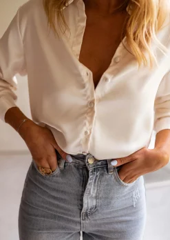 Online Chemise Esteve écrue | Chemise satinée | Prêt-à-porter en ligne | Easy Clothes Femme Chemisiers & Blouses