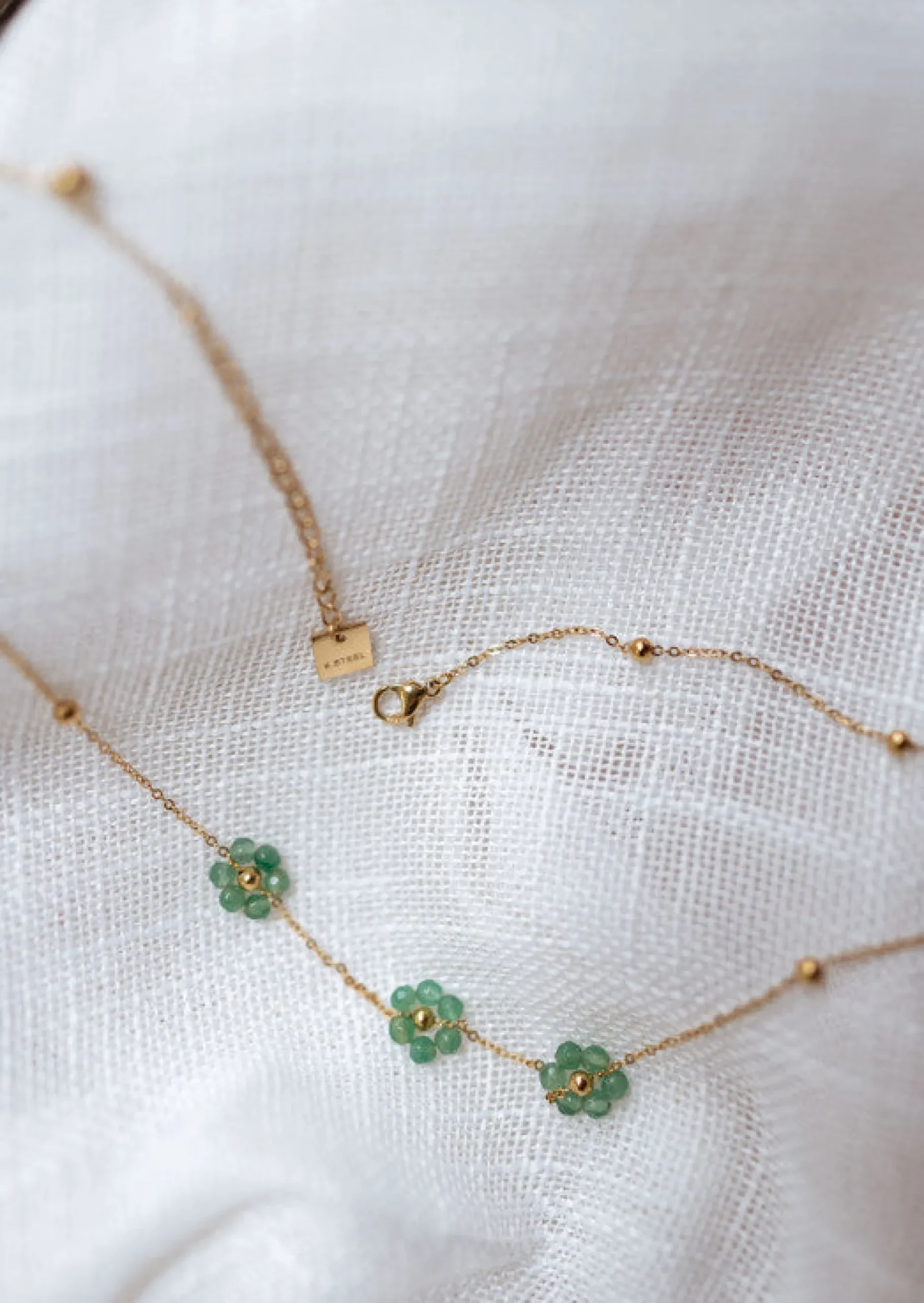 Cheap Collier Flowi vert et doré | Collier fleurs | Prêt-à-porter en ligne | Easy Clothes Colliers