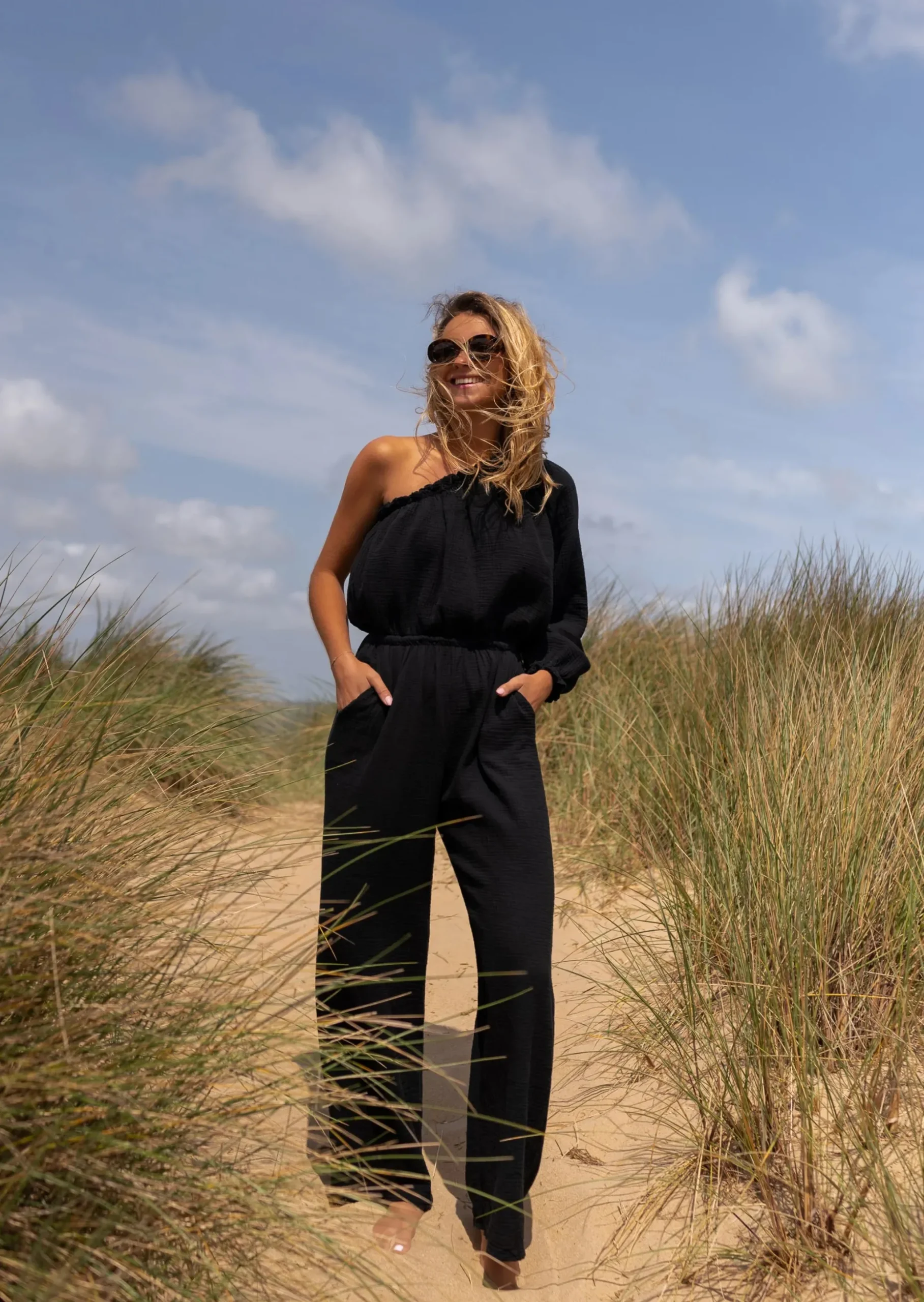 Outlet Combinaison Amadéo noire en gaze de coton | Combinaison uni manche | Prêt-à-porter en ligne | Easy Clothes Femme Combinaisons