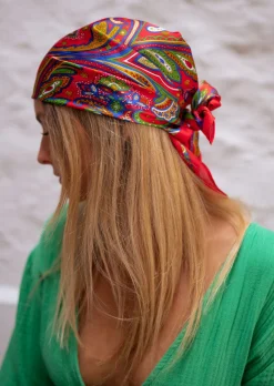 Hot Foulard Rouge - Strit - Carré Effet Soie - Motifs ColorésEasy Clothes Accessoires Cheveux