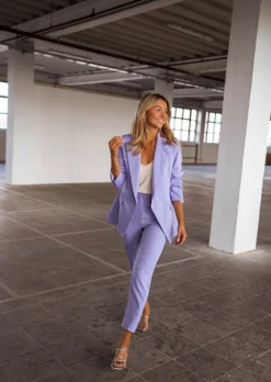 Outlet Pantalon Bila lilas | Pantalon carotte lilas | Prêt-à-porter en ligne | Easy Clothes Femme Pantalons