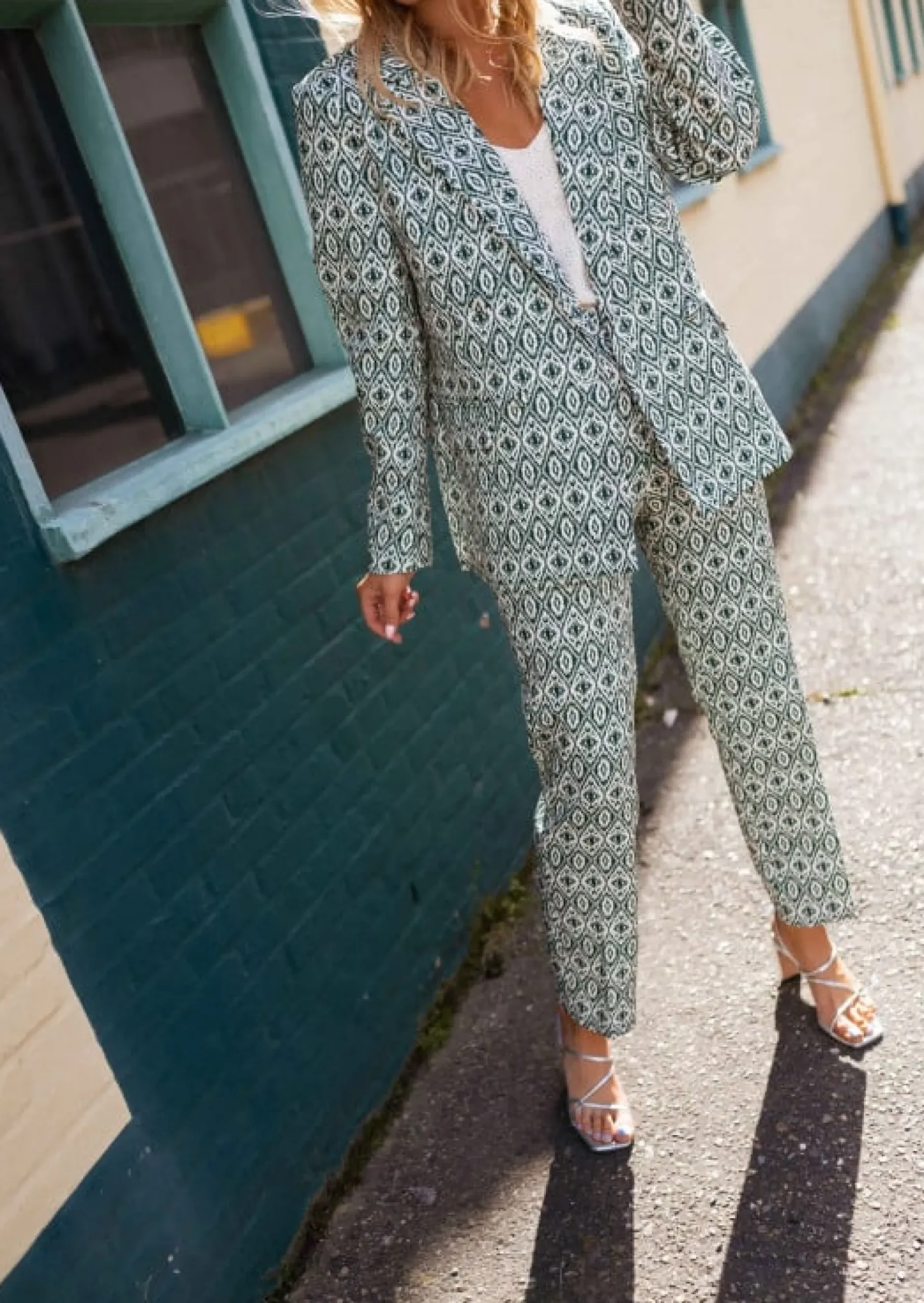 Clearance Pantalon Sanah vert à motifs | Pantalon droit coloré | Prêt-à-porter en ligne | Easy Clothes Femme Pantalons