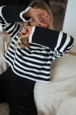 Flash Sale Pull Dyla - noir et blancEasy Clothes Femme Pulls & Gilets