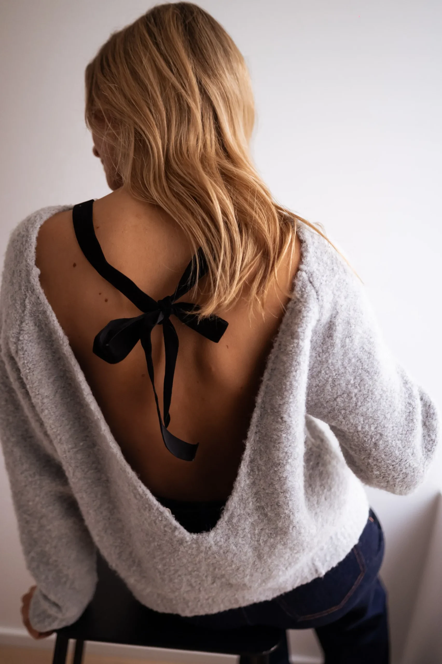 New Pull Laïs - Gris avec noeud noirEasy Clothes Femme Pulls & Gilets