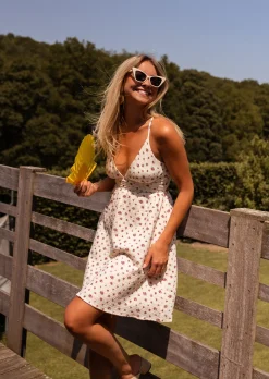 Cheap Robe Adriana écrue à fleurs rouges | Robe trapèze courte | Prêt-à-porter en ligne | Easy Clothes Femme Robes