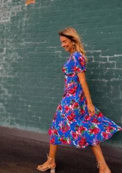 Clearance Robe Dana bleue à fleurs | Robe fendue à fleurs | Prêt-à-porter en ligne | Easy Clothes Femme Robes