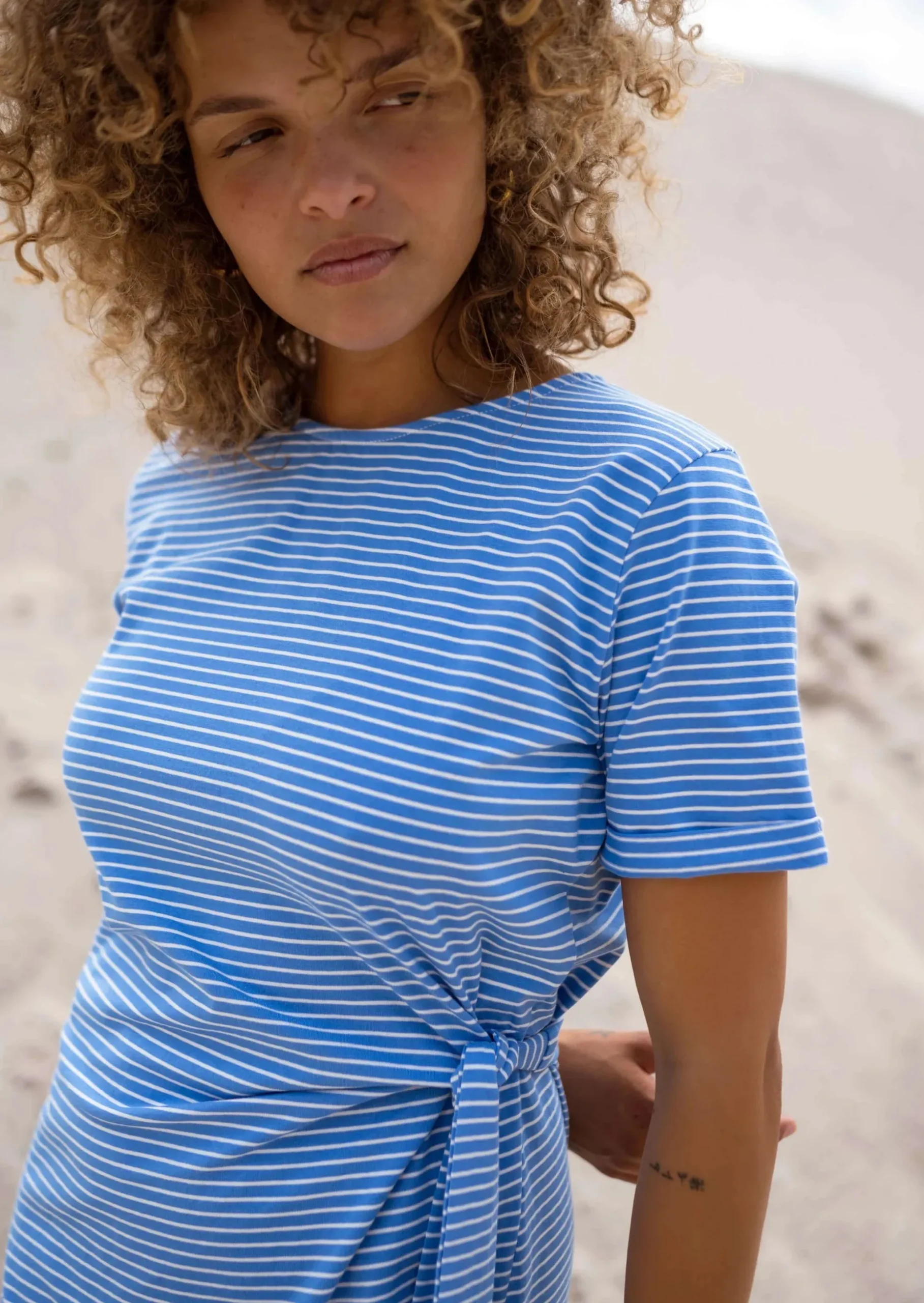 Best Robe Floriane Lignée - Bleue & Blanche - StretchEasy Clothes Femme Robes