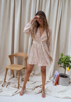 Shop Robe Lisa - beige à motifsEasy Clothes Femme Robes