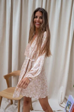 Shop Robe Lisa - beige à motifsEasy Clothes Femme Robes