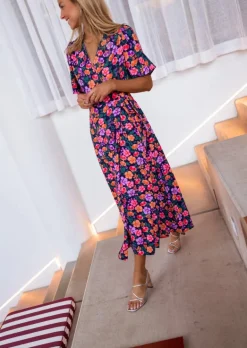 Cheap Robe Lylia bleue à fleurs | Robe cache-coeur fleurie | Prêt-à-porter en ligne | Easy Clothes Femme Robes