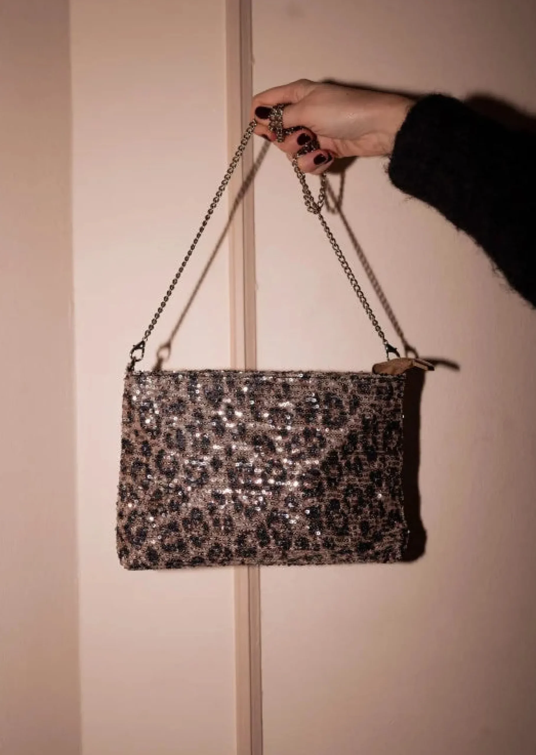 Store Sac Syla - Léopard Brillant - Chaine ArgentéeEasy Clothes Sacs & Pochettes